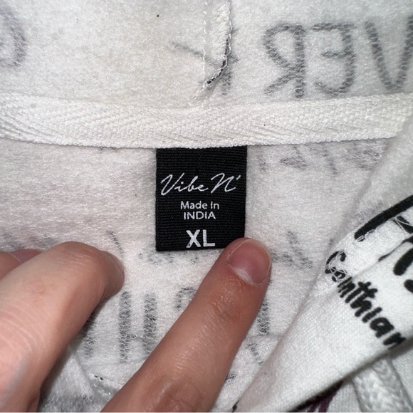 Vibe N’ | NWT Christian Religious God Biblical Quotes Graphic Print Hoodie - Picture 10 of 15